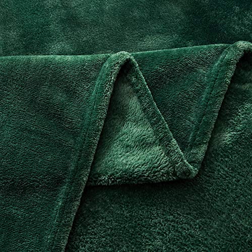Large Flannel Fleece Throw Blanket (50"x70" / Darkgreen)