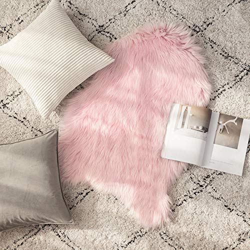 Fluffy Area Rug 2x3 ft Faux Fur Sheepskin Rug for Bedroom Pink (2' x 3' (Sheepskin) / Pink)